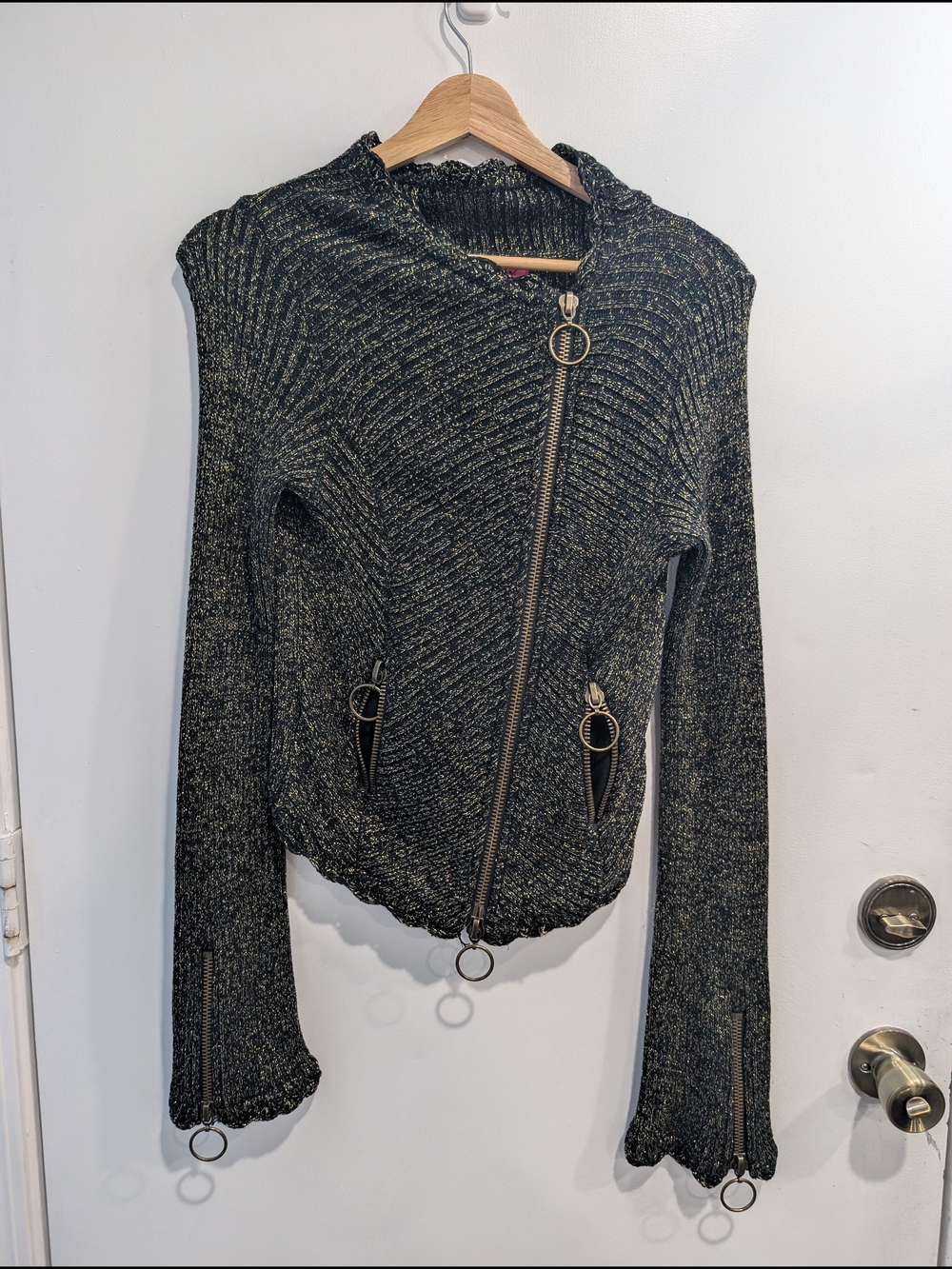 Betsey Johnson Black Gold Metallic Knit Zip Jacket with Ring Hardware Sz Small